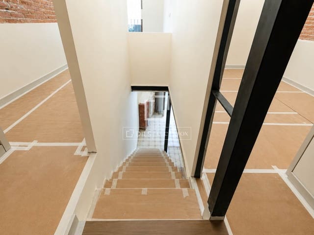3 makuuhuone Huoneisto myytävänä paikassa El Poble Sec, Barcelona kaupunki - 850 000 € (Ref: 10117482)