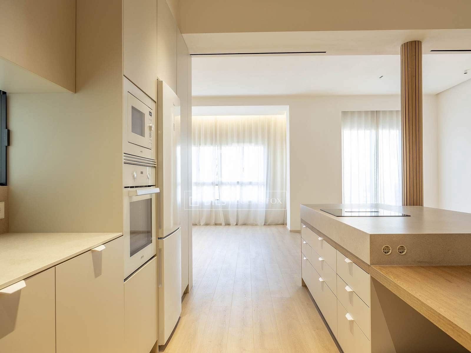 3 camera da letto Appartamento da affittare in Valencia citta - 5.000 € (Rif: 10117484)