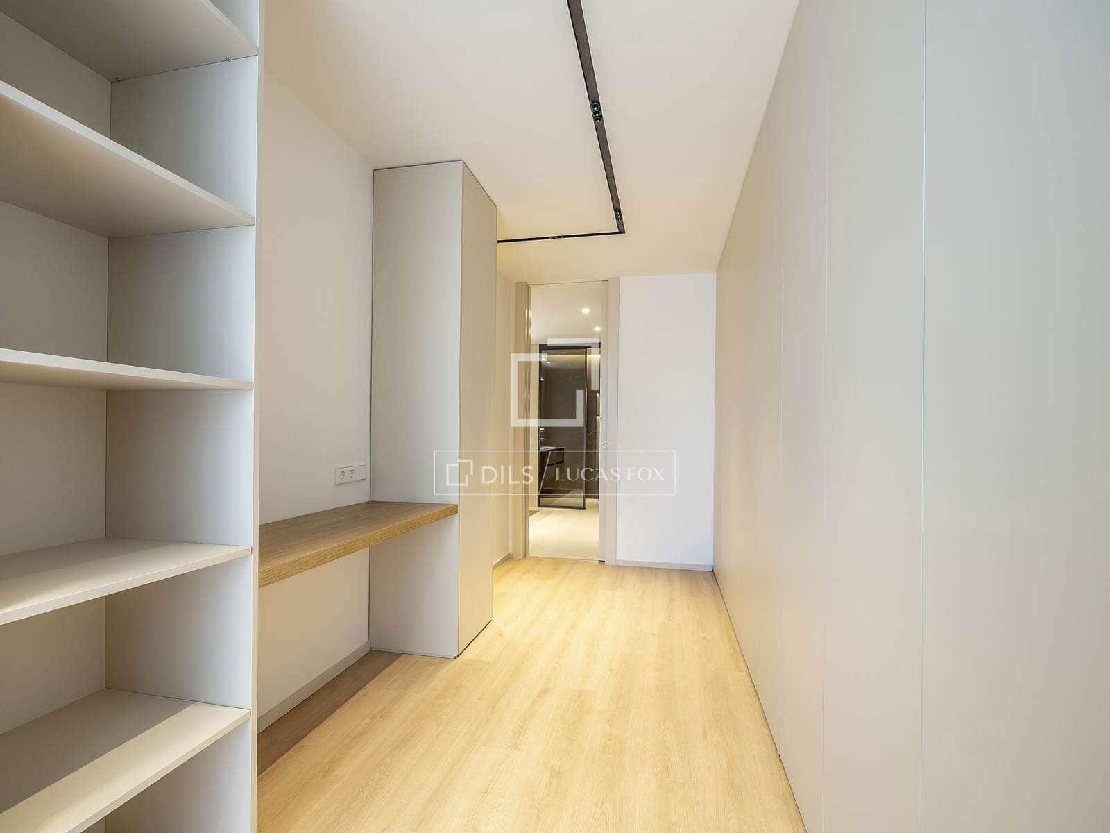 3 camera da letto Appartamento da affittare in Valencia citta - 5.000 € (Rif: 10117484)