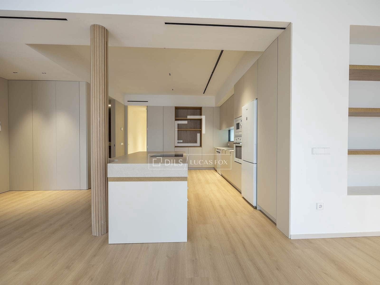 3 camera da letto Appartamento da affittare in Valencia citta - 5.000 € (Rif: 10117484)