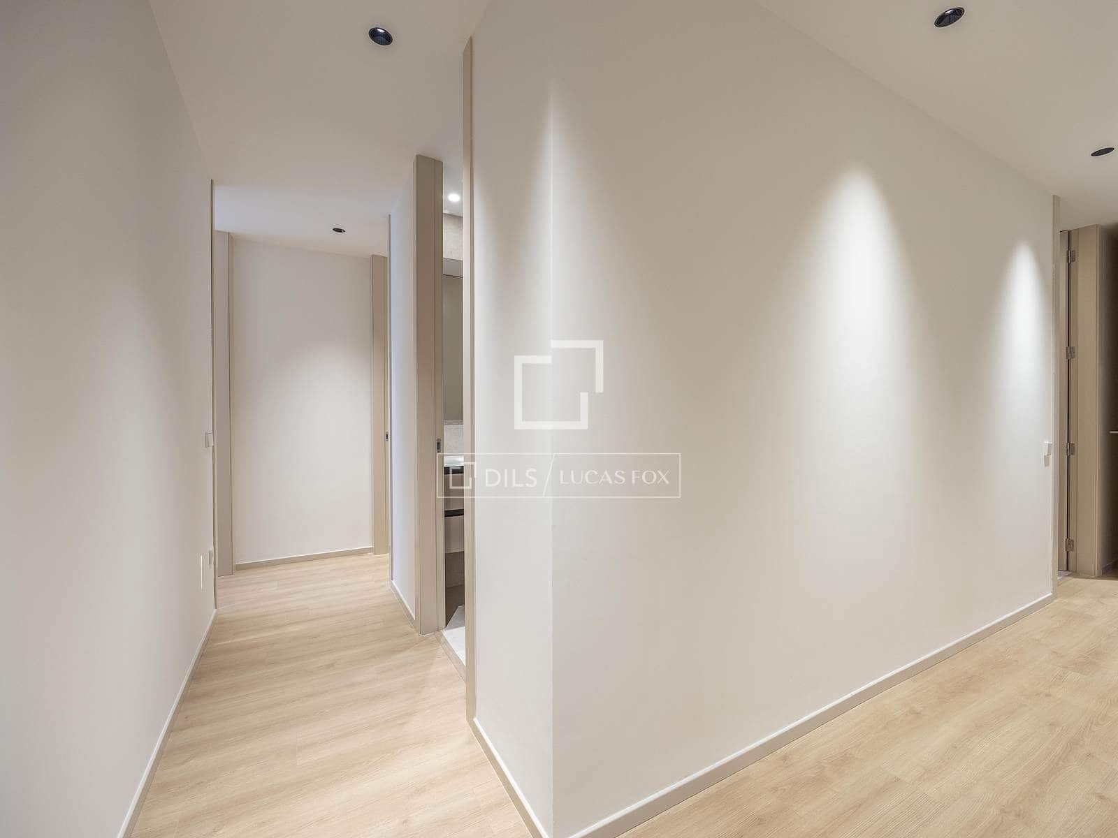 3 camera da letto Appartamento da affittare in Valencia citta - 5.000 € (Rif: 10117484)
