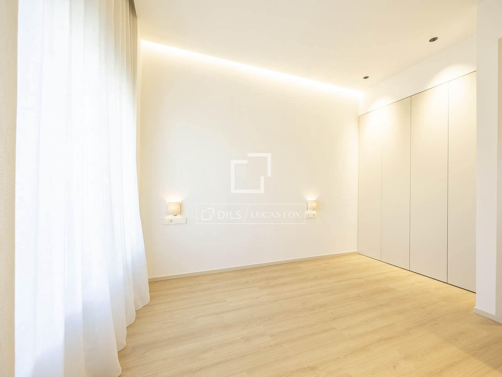 3 camera da letto Appartamento da affittare in Valencia citta - 5.000 € (Rif: 10117484)