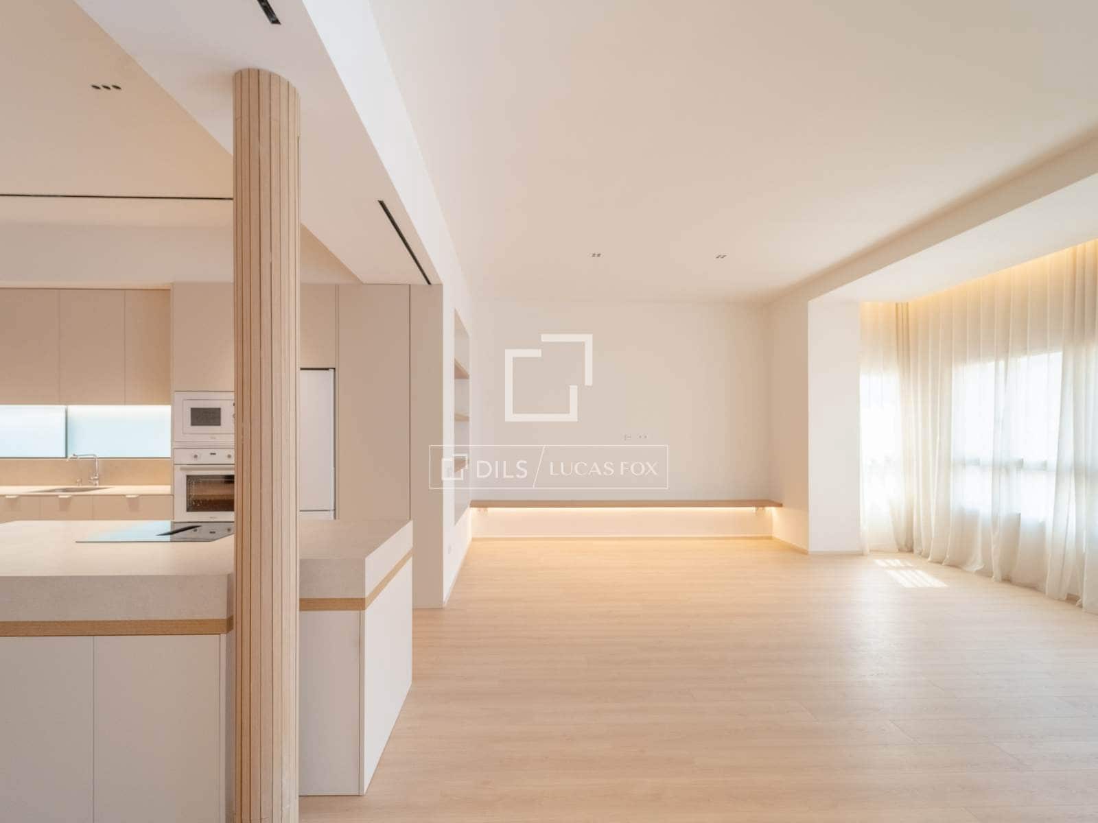 3 bedroom Apartment for rent in Valencia city - € 5,000 (Ref: 10117484)