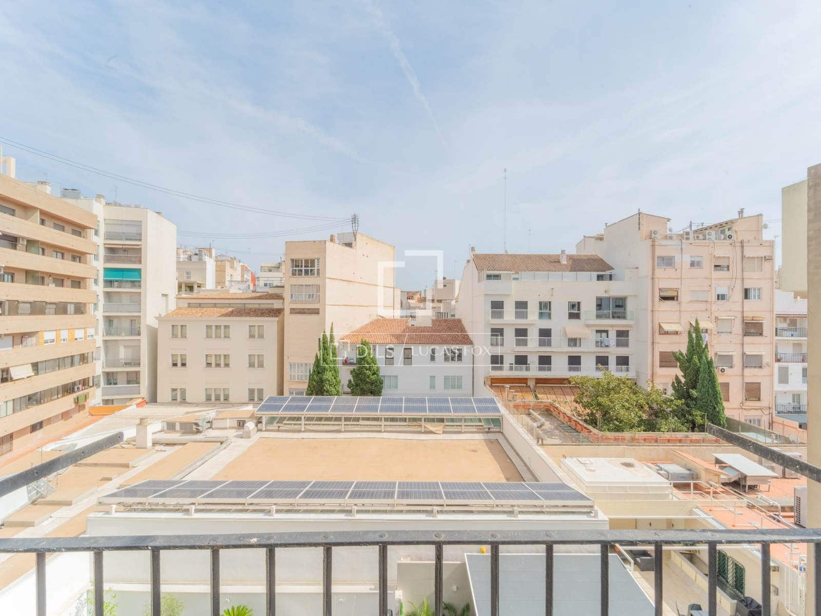 3 bedroom Apartment for rent in Valencia city - € 5,000 (Ref: 10117484)