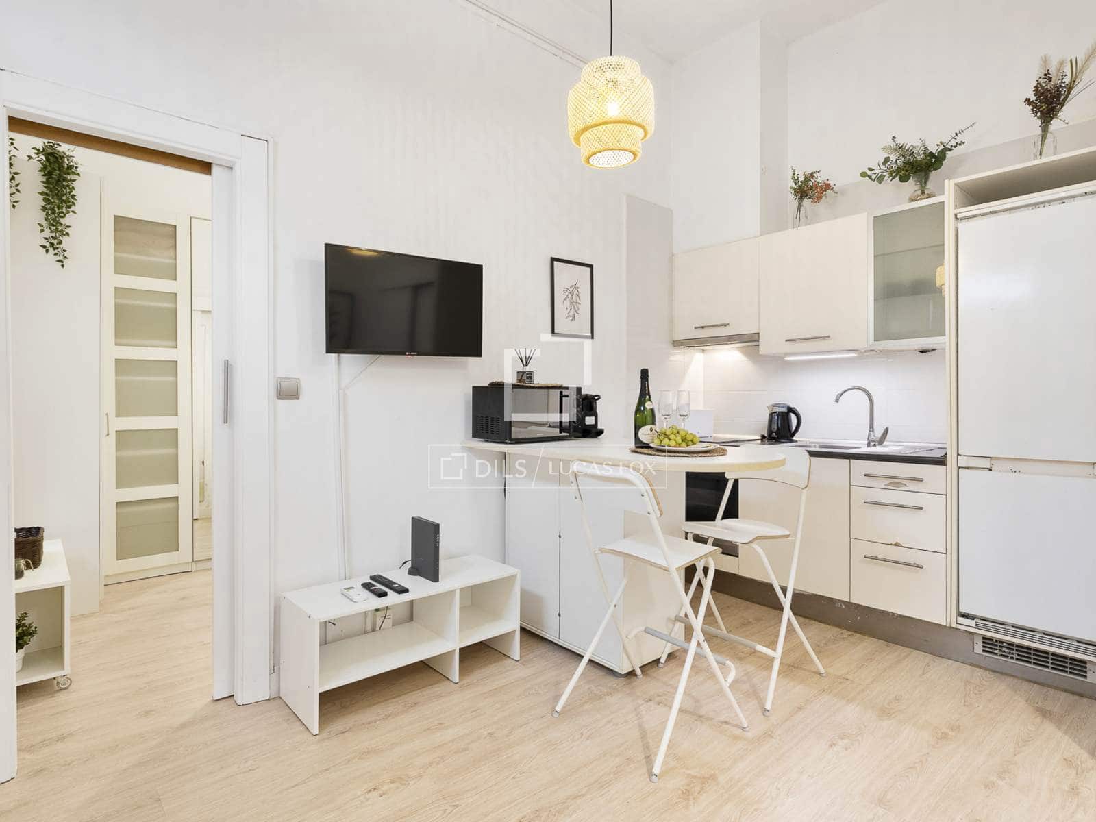1 slaapkamer Appartement te koop in Barcelona stad - € 289.000 (Ref: 10118073)