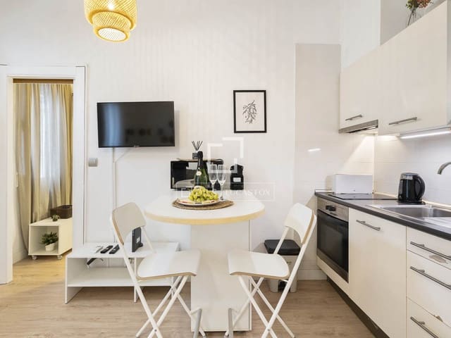 1 slaapkamer Appartement te koop in Barcelona stad - € 289.000 (Ref: 10118073)
