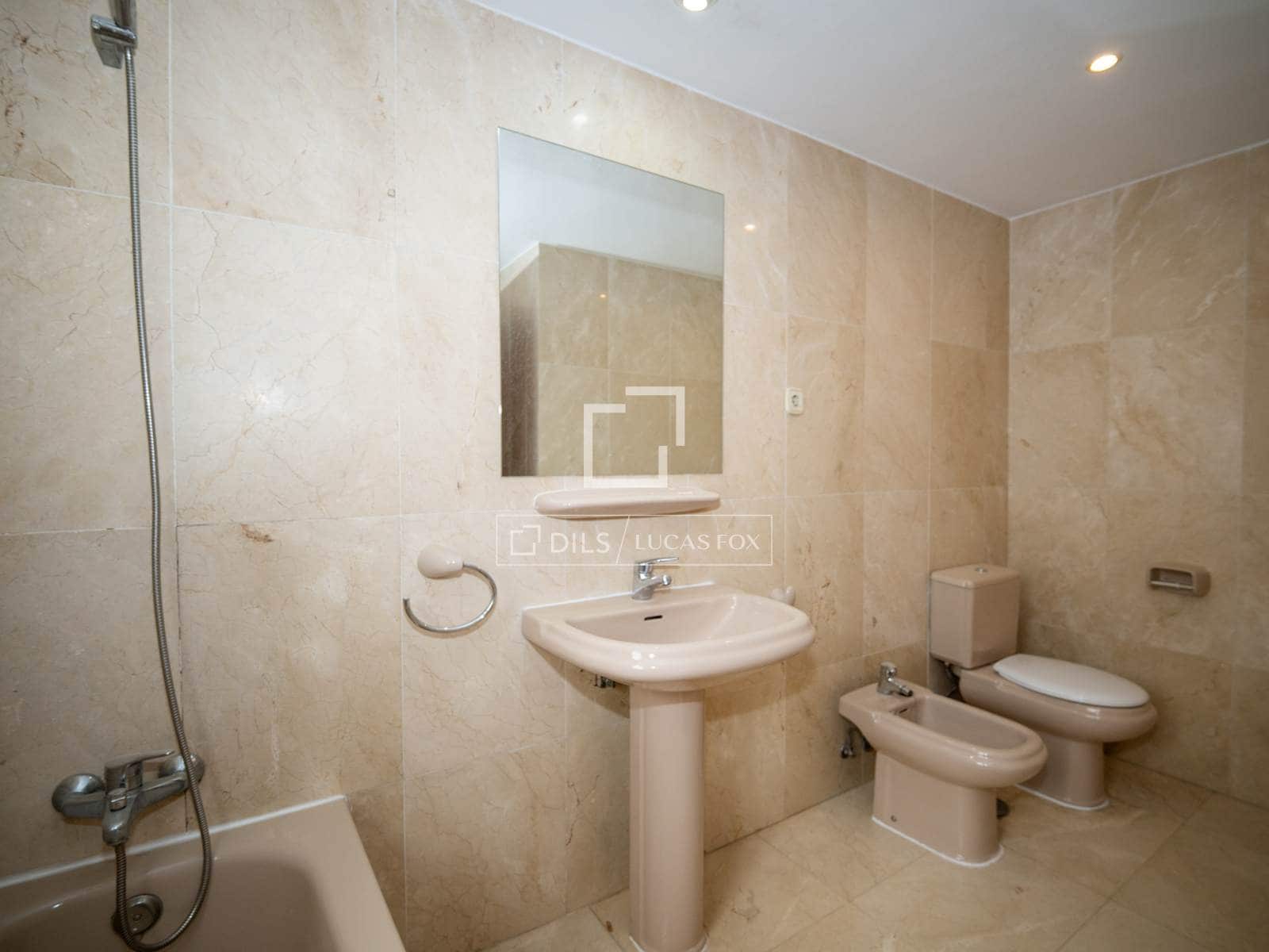 3 bedroom Apartment for rent in San Sebastian de los Reyes with garage - € 1,650 (Ref: 10118074)
