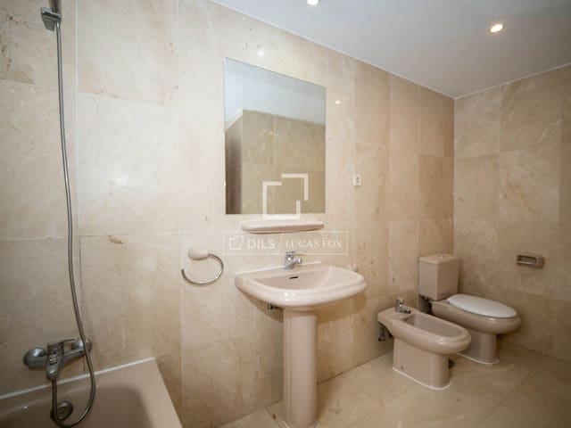 3 bedroom Apartment for rent in San Sebastián de los Reyes with garage - € 1,650 (Ref: 10118074)