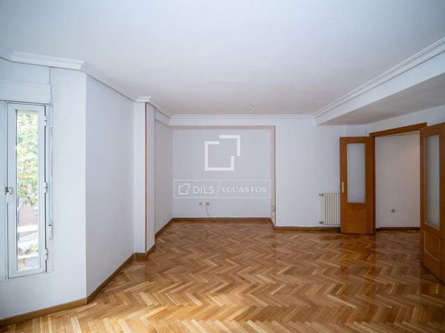 3 bedroom Apartment for rent in San Sebastián de los Reyes with garage - € 1,650 (Ref: 10118074)
