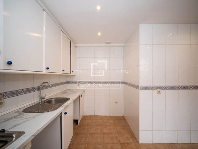 3 sypialnia Apartament do wynajęcia w San Sebastián de los Reyes z garażem - 1 650 € (Ref: 10118074)