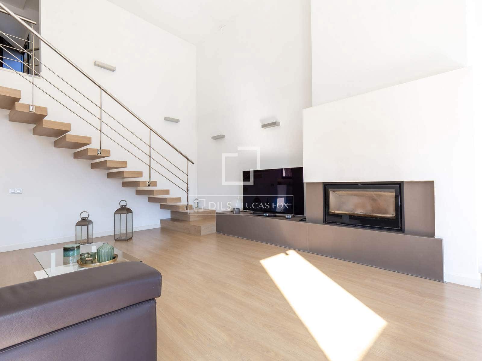 4 sovrum Villa till salu i Vallirana med pool garage - 690 000 € (Ref: 10118411)