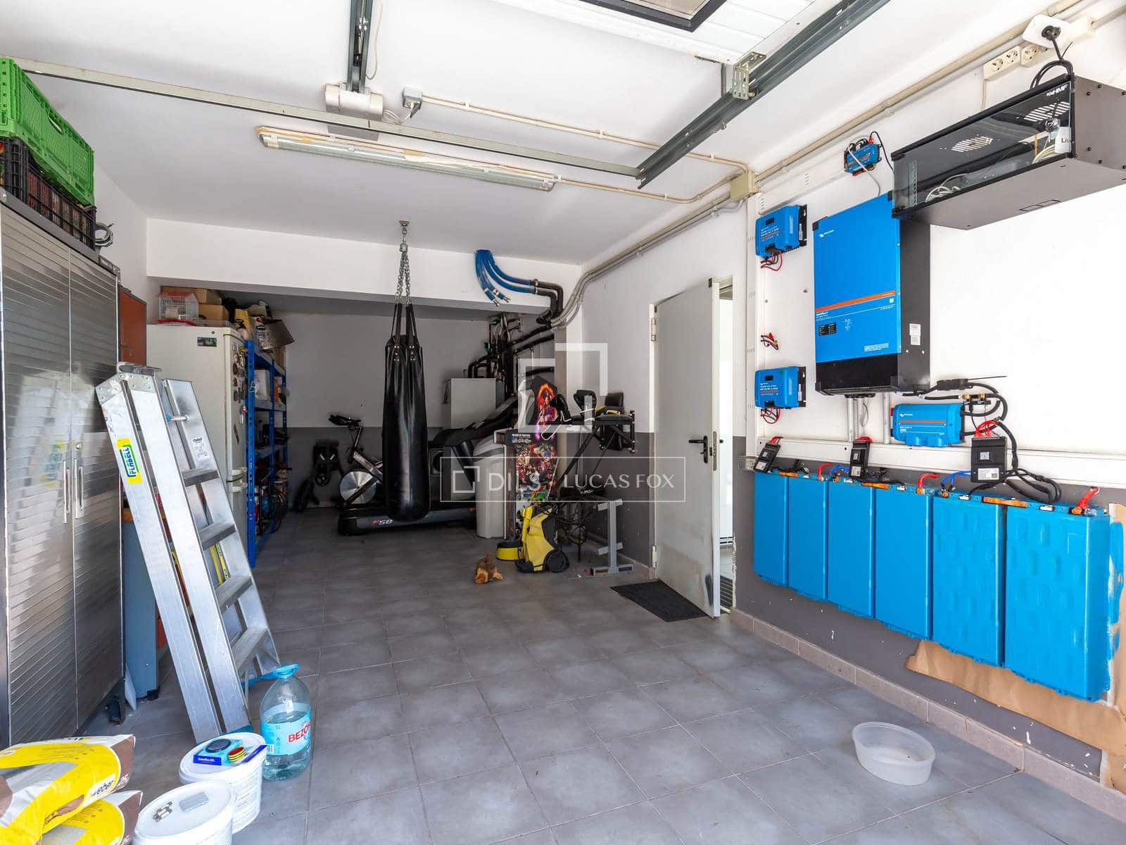 4 sovrum Villa till salu i Vallirana med pool garage - 690 000 € (Ref: 10118411)
