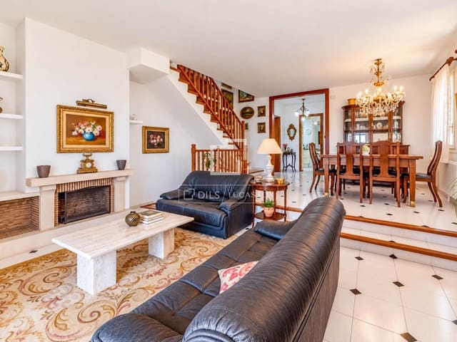4 sovrum Villa till salu i Sant Pere de Ribes med pool garage - 680 000 € (Ref: 10120526)