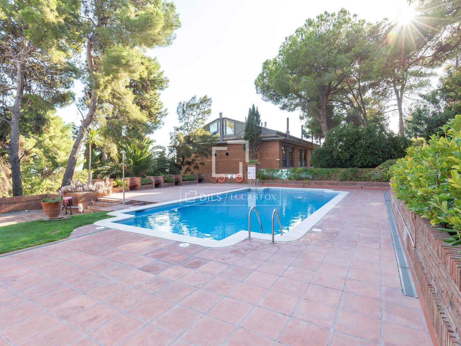4 camera da letto Appartamento in vendita in Sant Just Desvern con piscina garage - 950.000 € (Rif: 10120527)