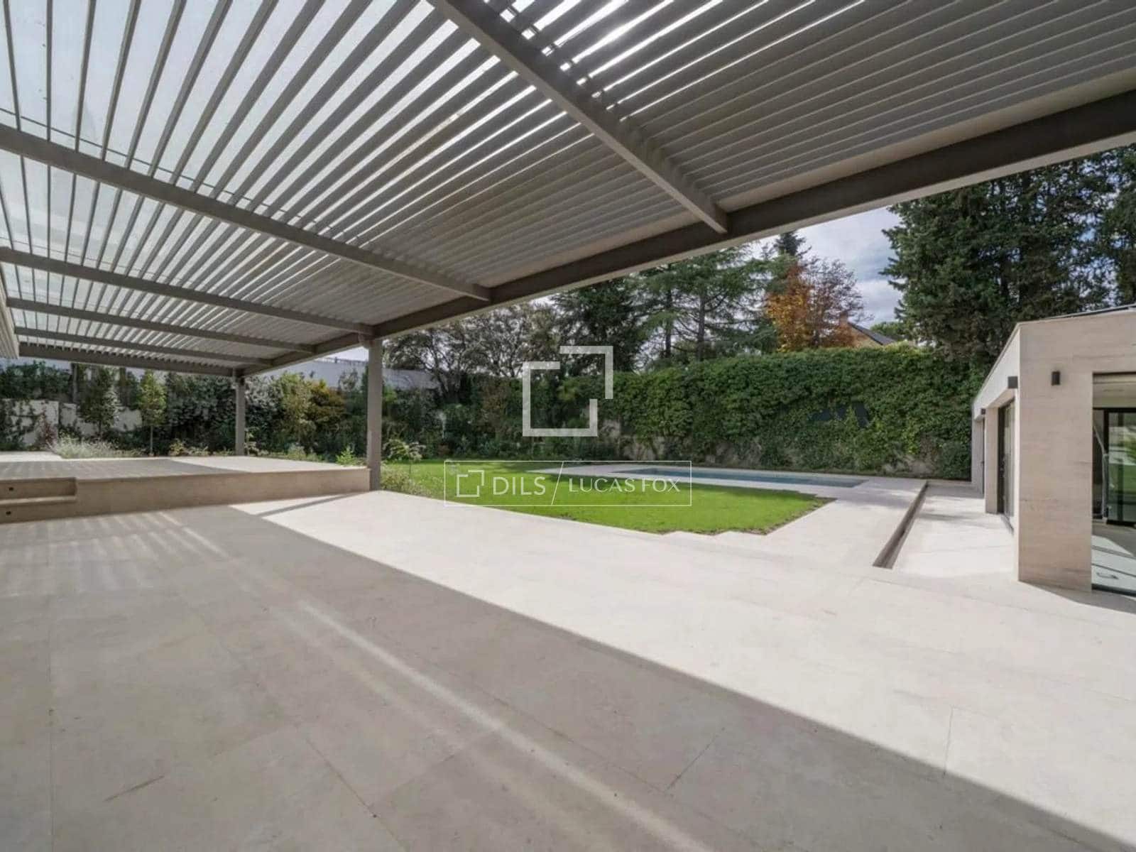 Chalet de 5 habitaciones en Alcobendas en venta con piscina garaje - 13.500.000 € (Ref: 10120528)