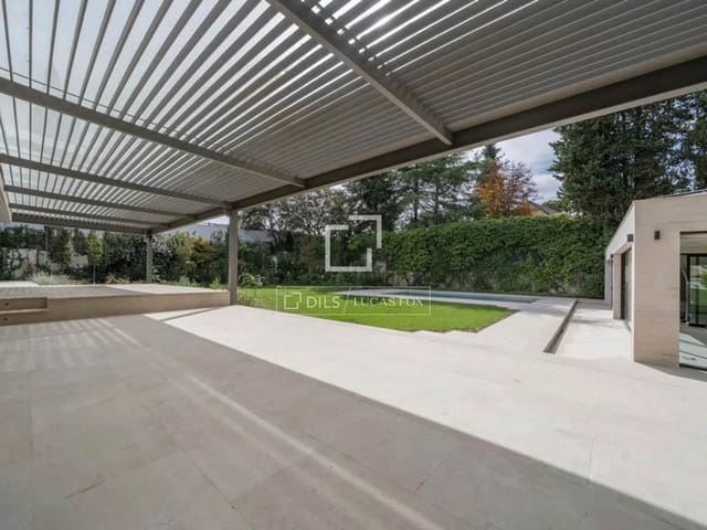 Chalet de 5 habitaciones en Alcobendas en venta con piscina garaje - 13.500.000 € (Ref: 10120528)