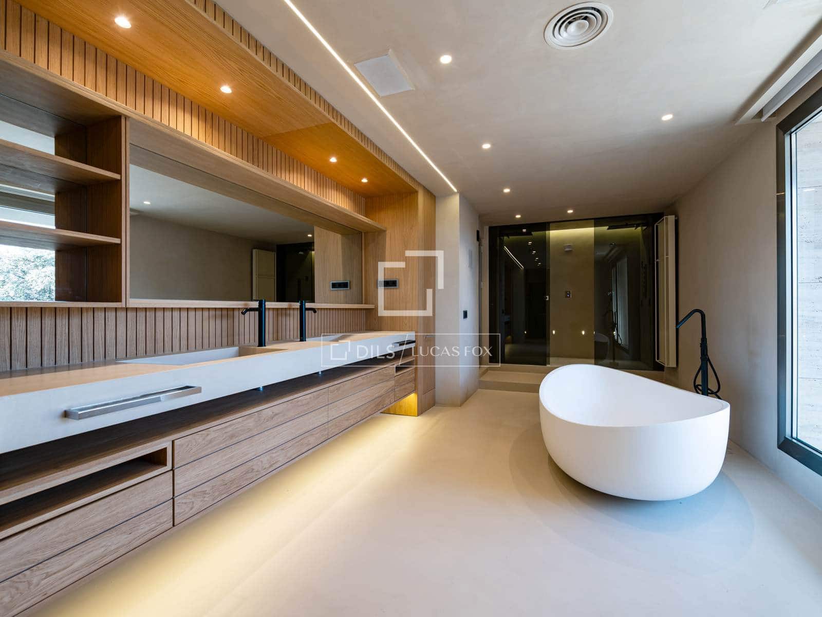 Chalet de 5 habitaciones en Alcobendas en venta con piscina garaje - 13.500.000 € (Ref: 10120528)