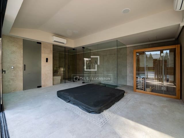 8 sovrum Villa till salu i Alcobendas med pool garage - 13 500 000 € (Ref: 10120528)