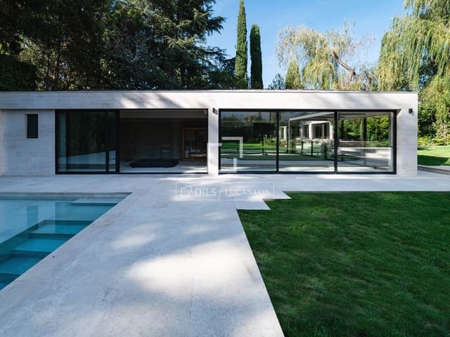 8 sovrum Villa till salu i Alcobendas med pool garage - 13 500 000 € (Ref: 10120528)