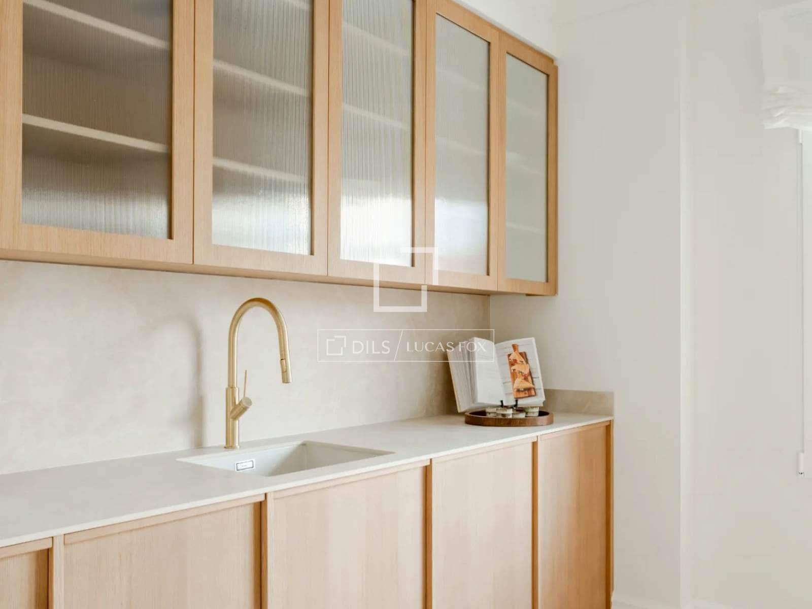 3 sovrum Lägenhet till salu i Madrid stad med garage - 2 850 000 € (Ref: 10120870)