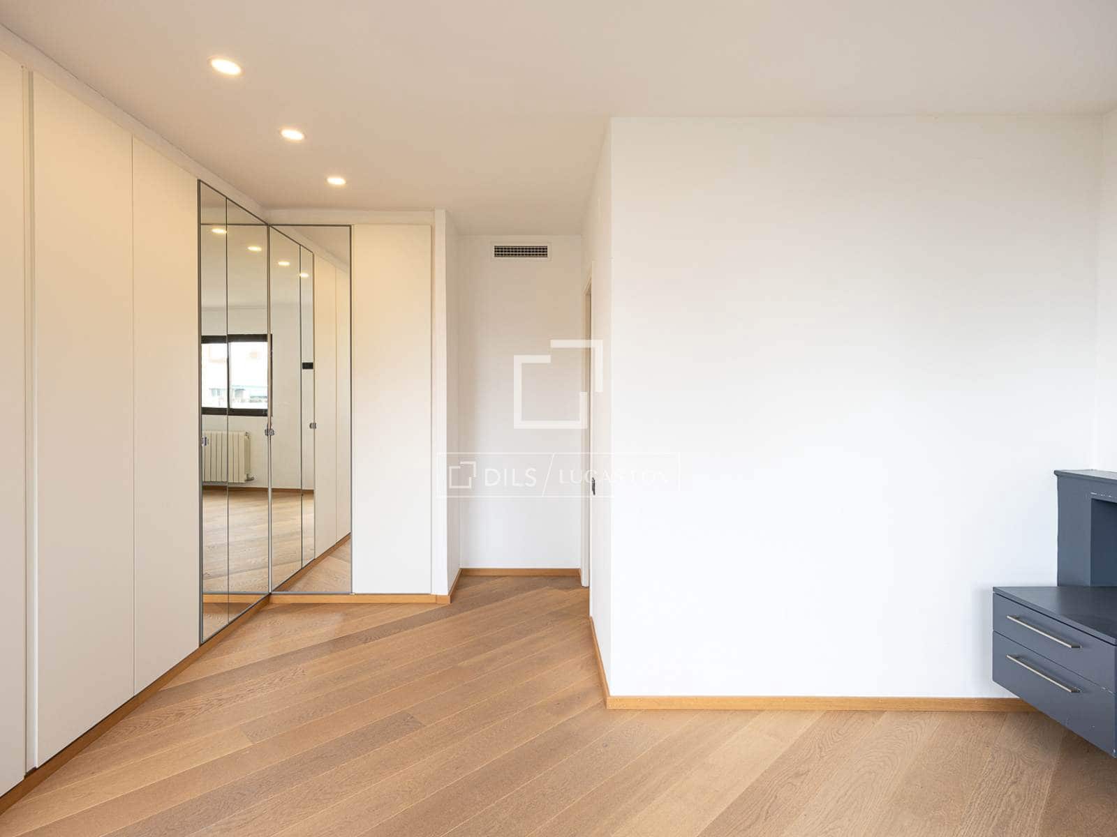 3 quarto Apartamento para venda em Barcelona cidade com garagem - 1 100 000 € (Ref: 10124761)