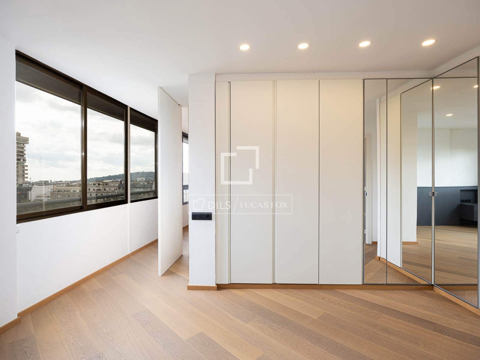 3 quarto Apartamento para venda em Barcelona cidade com garagem - 1 100 000 € (Ref: 10124761)