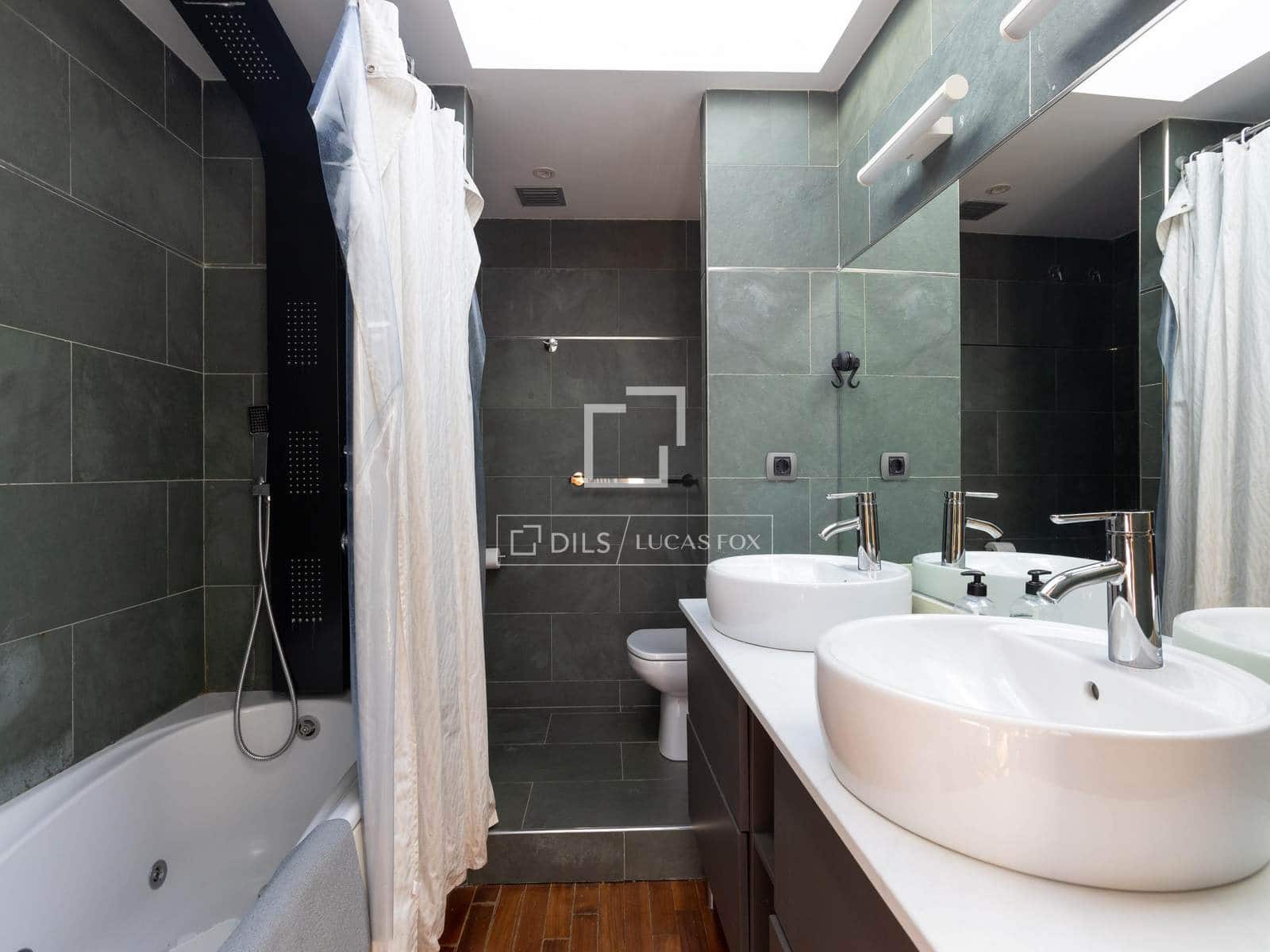 4 bedroom Villa for sale in Arenys de Mar with pool garage - € 1,160,000 (Ref: 10124762)