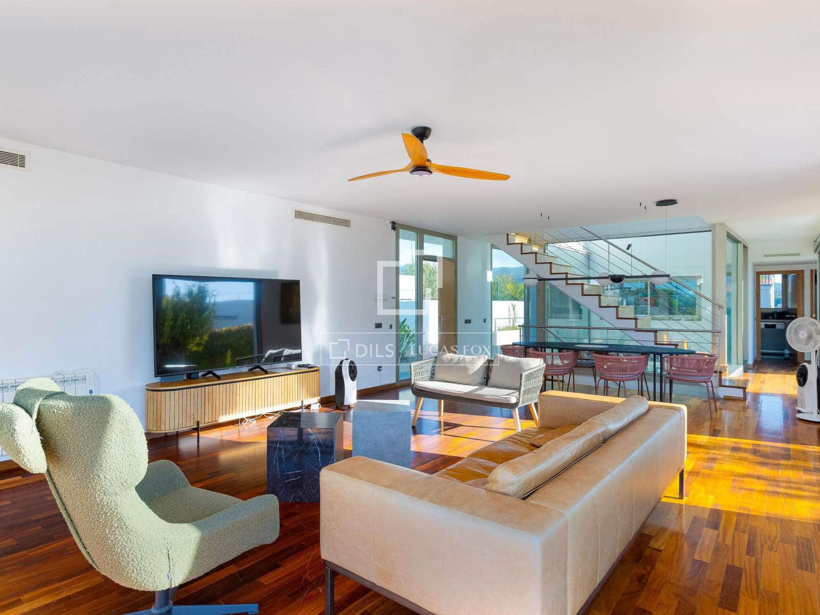 4 bedroom Villa for sale in Arenys de Mar with pool garage - € 1,160,000 (Ref: 10124762)