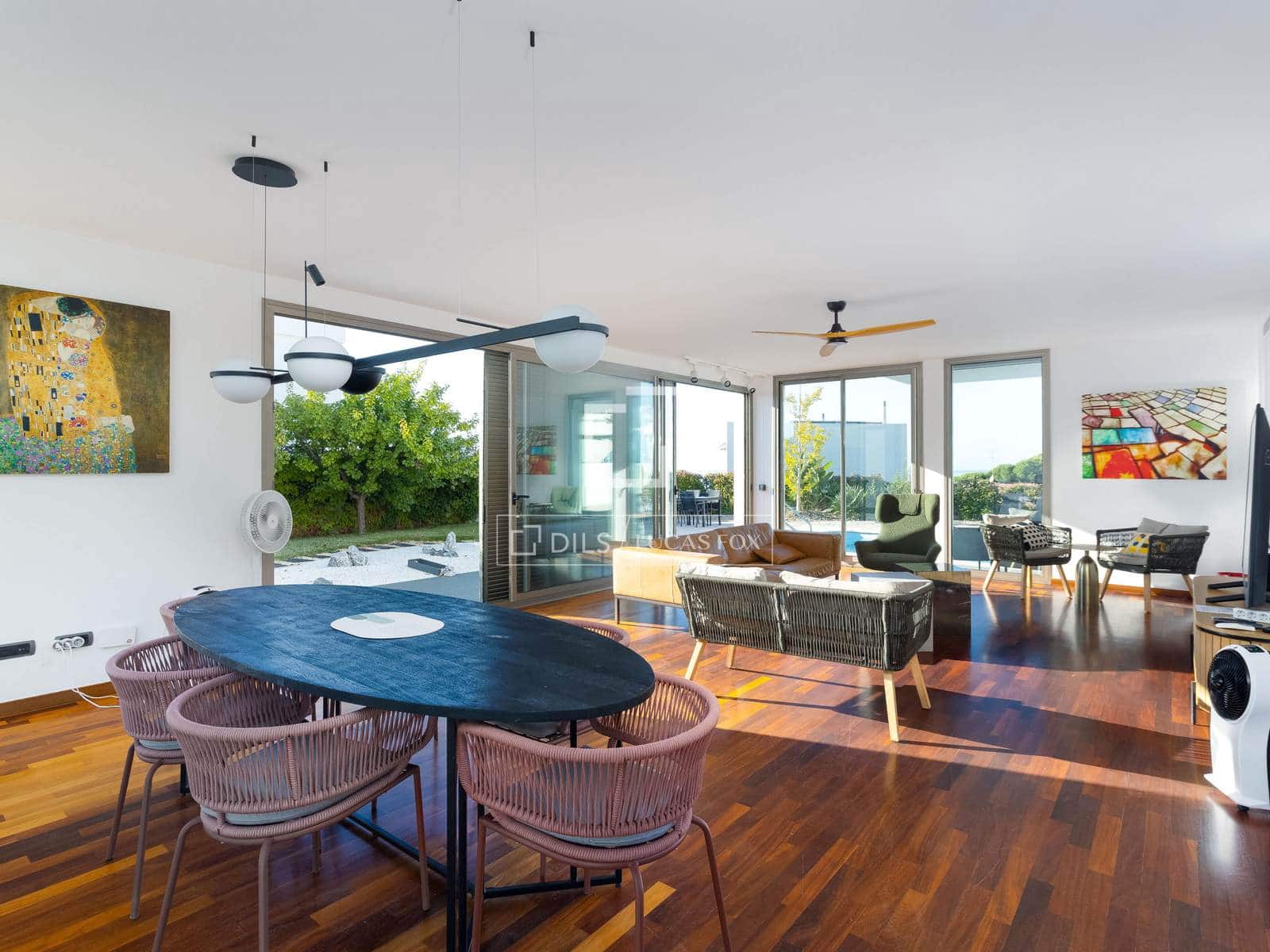4 bedroom Villa for sale in Arenys de Mar with pool garage - € 1,160,000 (Ref: 10124762)
