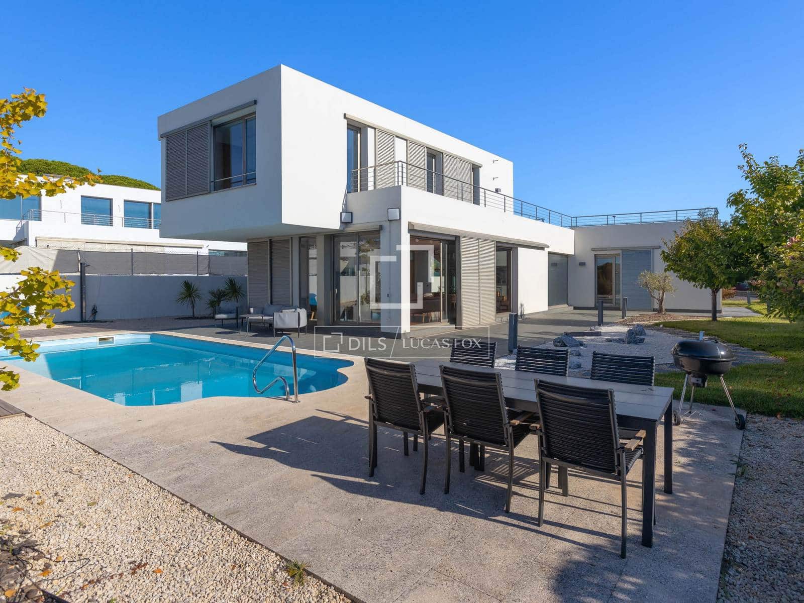 4 bedroom Villa for sale in Arenys de Mar with pool garage - € 1,160,000 (Ref: 10124762)