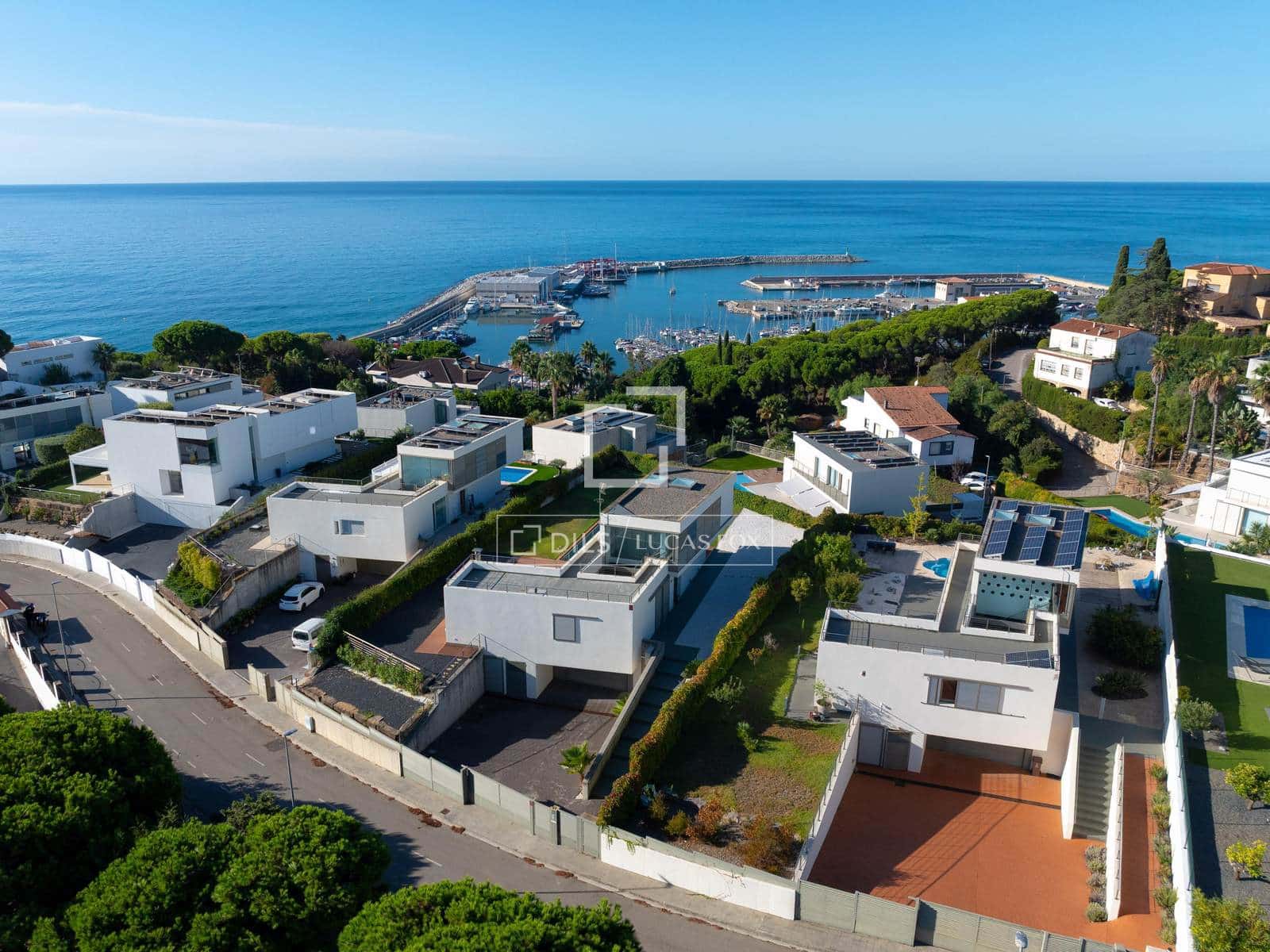 4 bedroom Villa for sale in Arenys de Mar with pool garage - € 1,160,000 (Ref: 10124762)