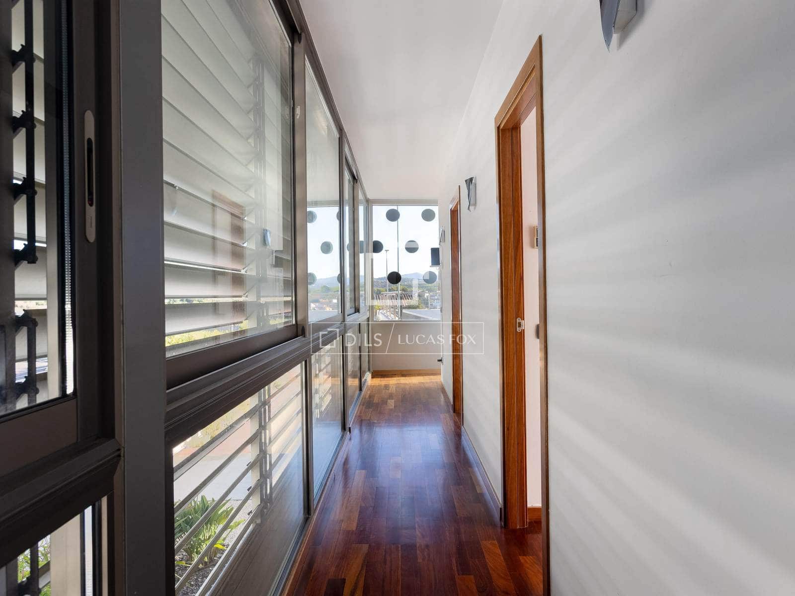 4 bedroom Villa for sale in Arenys de Mar with pool garage - € 1,160,000 (Ref: 10124762)