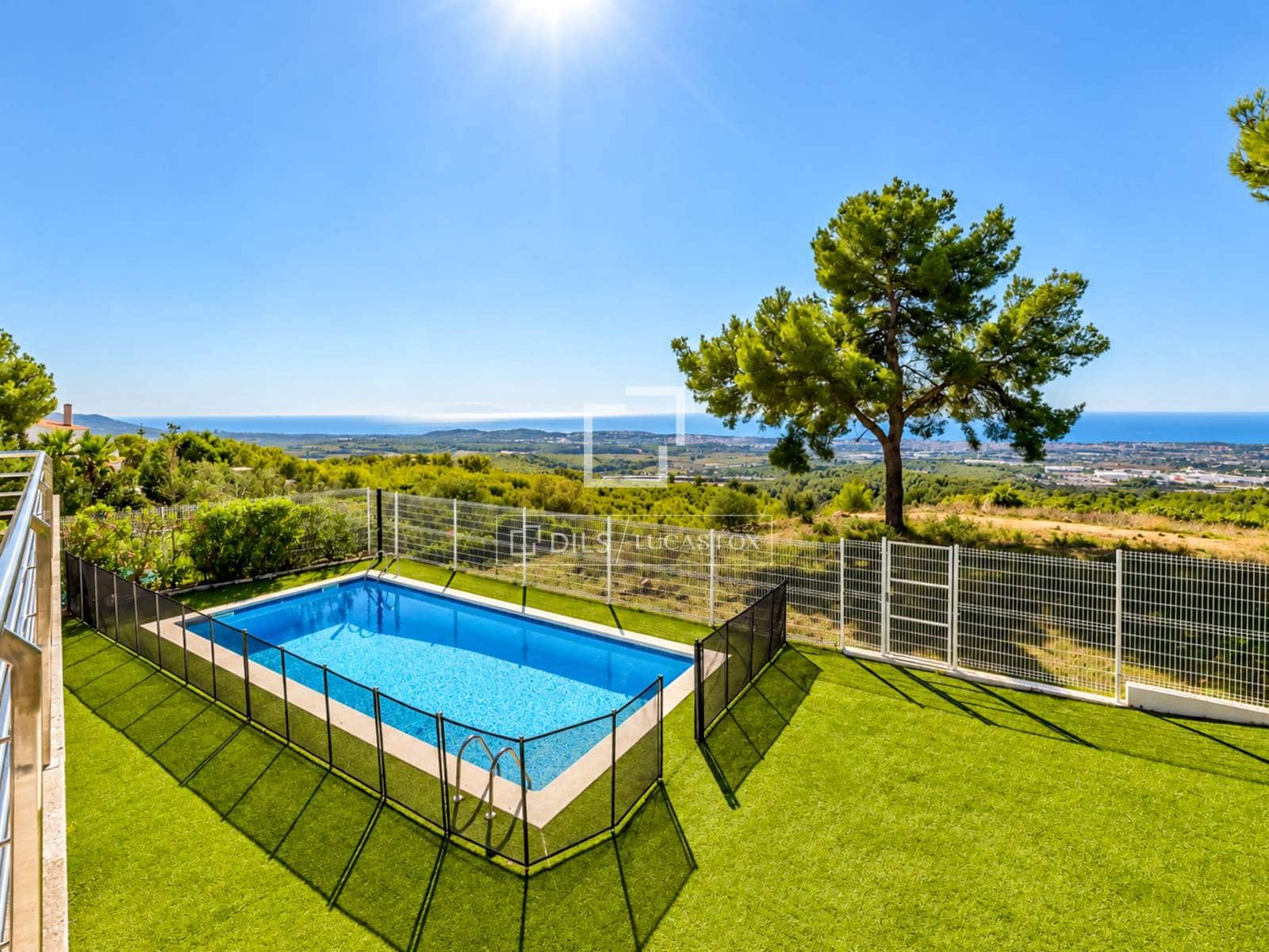 6 bedroom Villa for sale in Canyelles with pool garage - € 1,049,000 (Ref: 10124763)