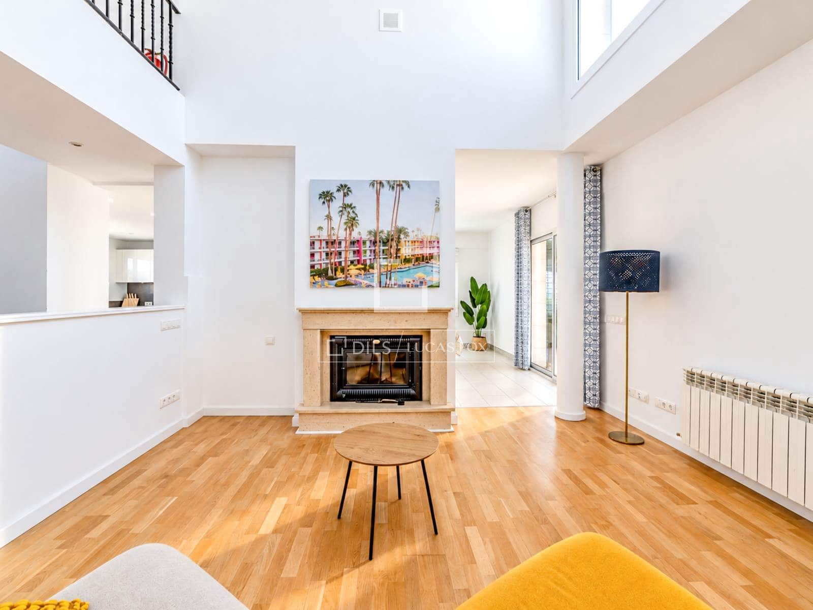6 bedroom Villa for sale in Canyelles with pool garage - € 1,049,000 (Ref: 10124763)