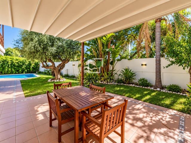 5 Zimmer Villa zu verkaufen in Sitges mit Pool Garage - 1.600.000 € (Ref: 10124764)