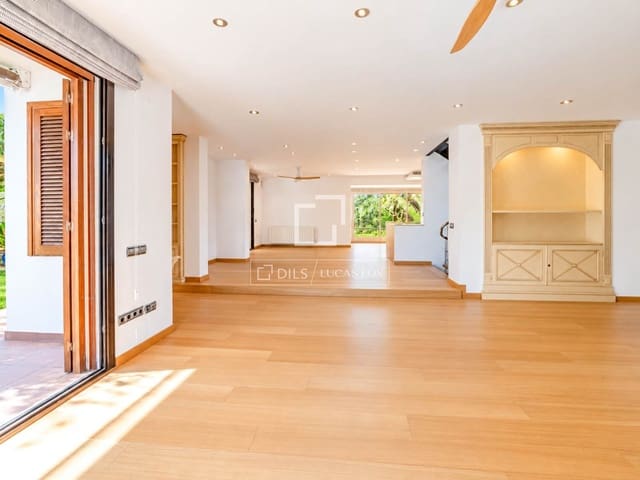 5 Zimmer Villa zu verkaufen in Sitges mit Pool Garage - 1.600.000 € (Ref: 10124764)