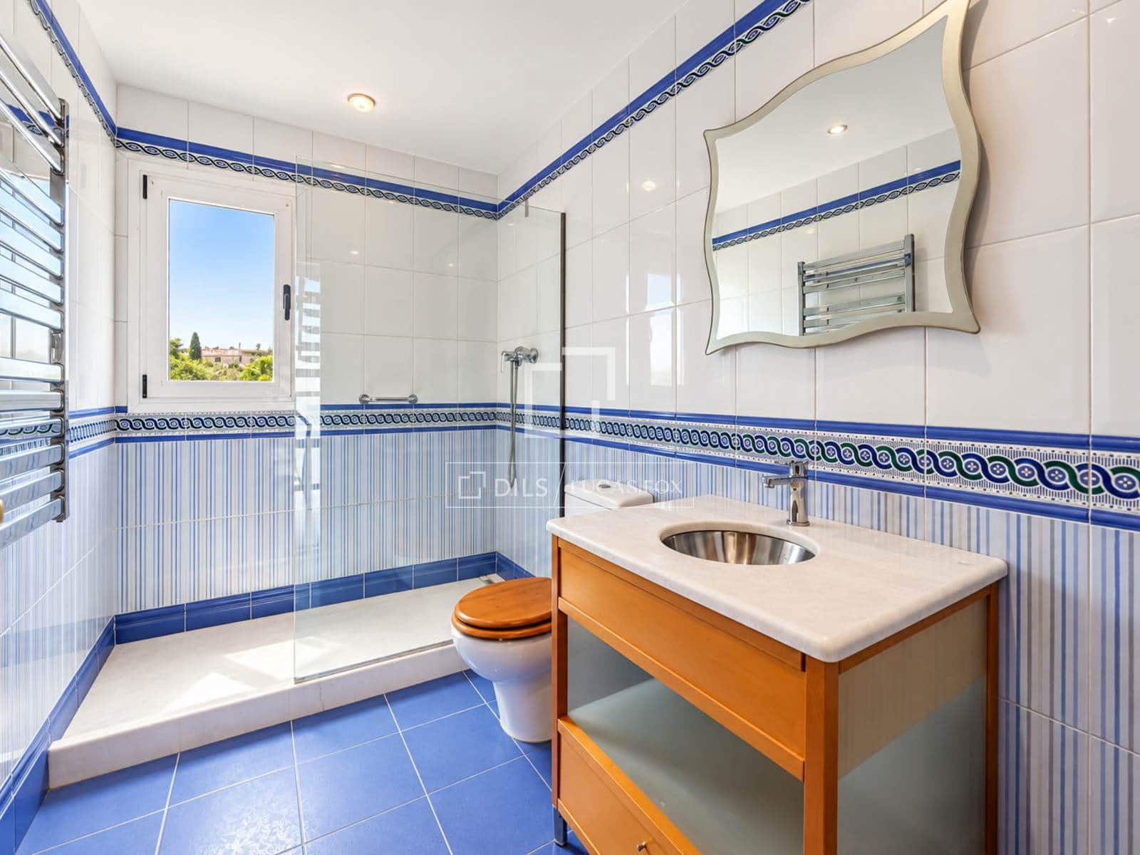 5 Zimmer Villa zu verkaufen in Sitges mit Pool Garage - 1.600.000 € (Ref: 10124764)