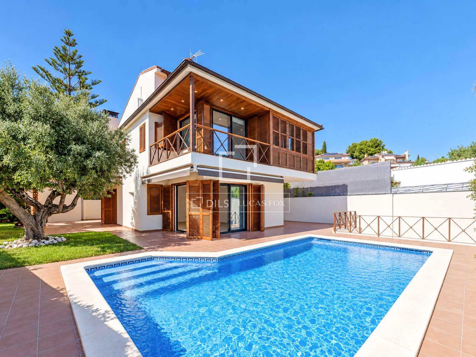 5 Zimmer Villa zu verkaufen in Sitges mit Pool Garage - 1.600.000 € (Ref: 10124764)