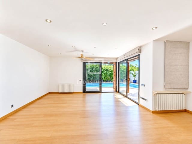 5 chambre Villa/Maison à vendre à Sitges avec piscine garage - 1 600 000 € (Ref: 10124764)