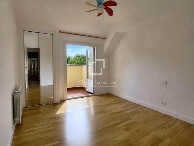 4 soveværelse Villa til leje i Madrid by med swimmingpool garage - € 3.500 (Ref: 10130373)