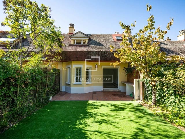 4 soverom Villa til leie i Madrid by med svømmebasseng garasje - € 3 500 (Ref: 10130373)