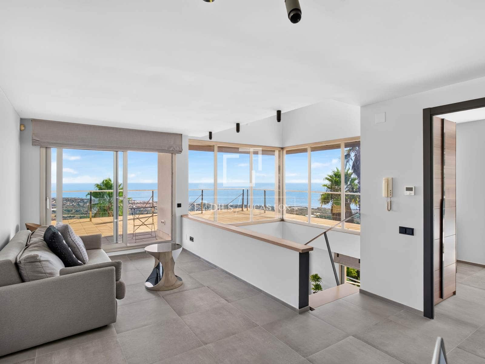 3 bedroom Villa for sale in Alella with pool garage - € 1,950,000 (Ref: 10130728)