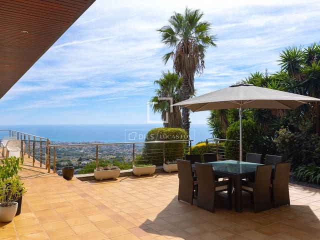 3 bedroom Villa for sale in Alella with pool garage - € 1,950,000 (Ref: 10130728)