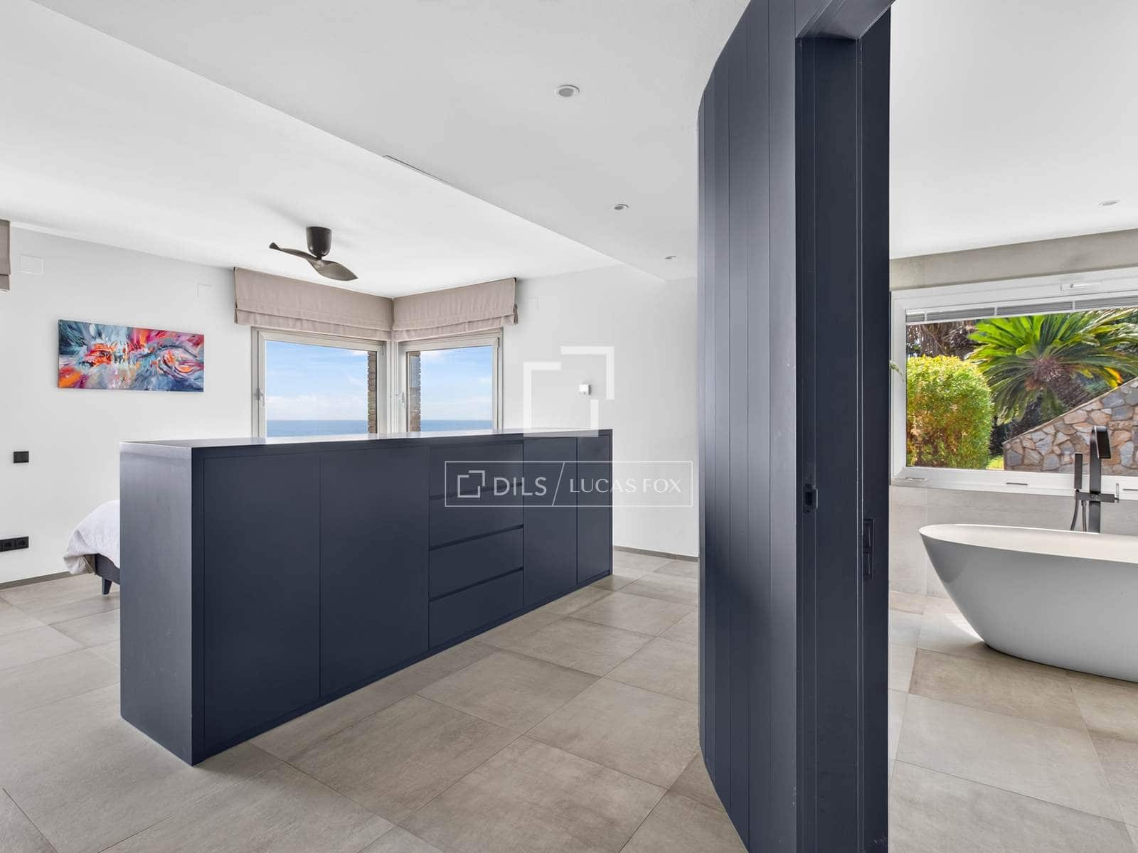 3 bedroom Villa for sale in Alella with pool garage - € 1,950,000 (Ref: 10130728)