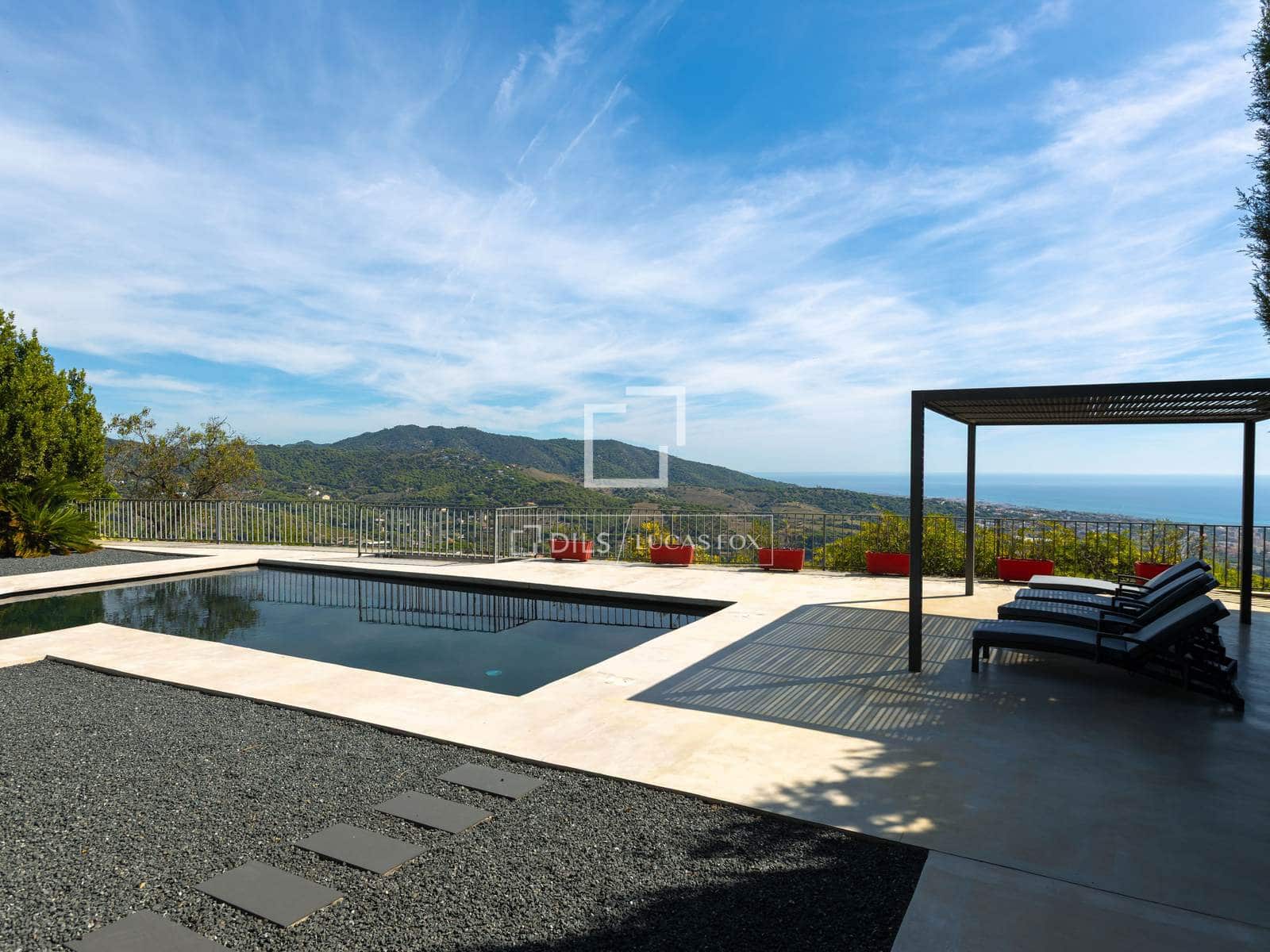 3 bedroom Villa for sale in Alella with pool garage - € 1,950,000 (Ref: 10130728)
