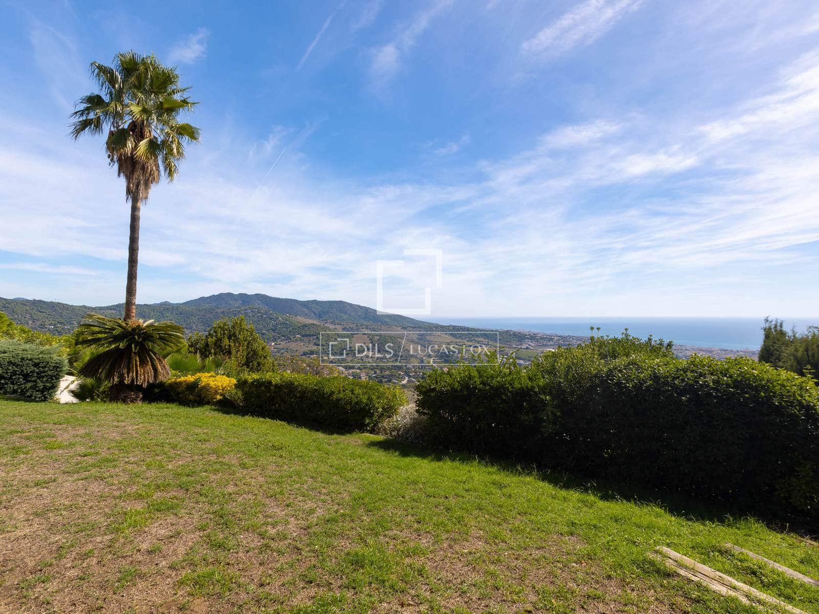 3 bedroom Villa for sale in Alella with pool garage - € 1,950,000 (Ref: 10130728)