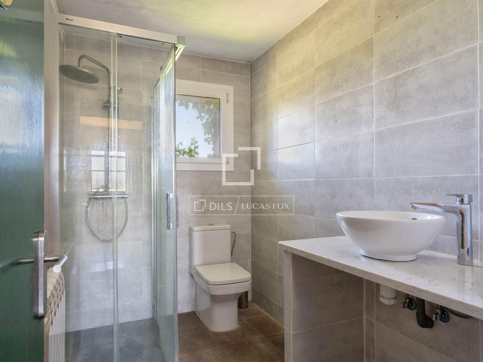 4 Zimmer Finca/Landgut zu verkaufen in Sant Jordi Desvalls mit Pool - 620.000 € (Ref: 10130940)