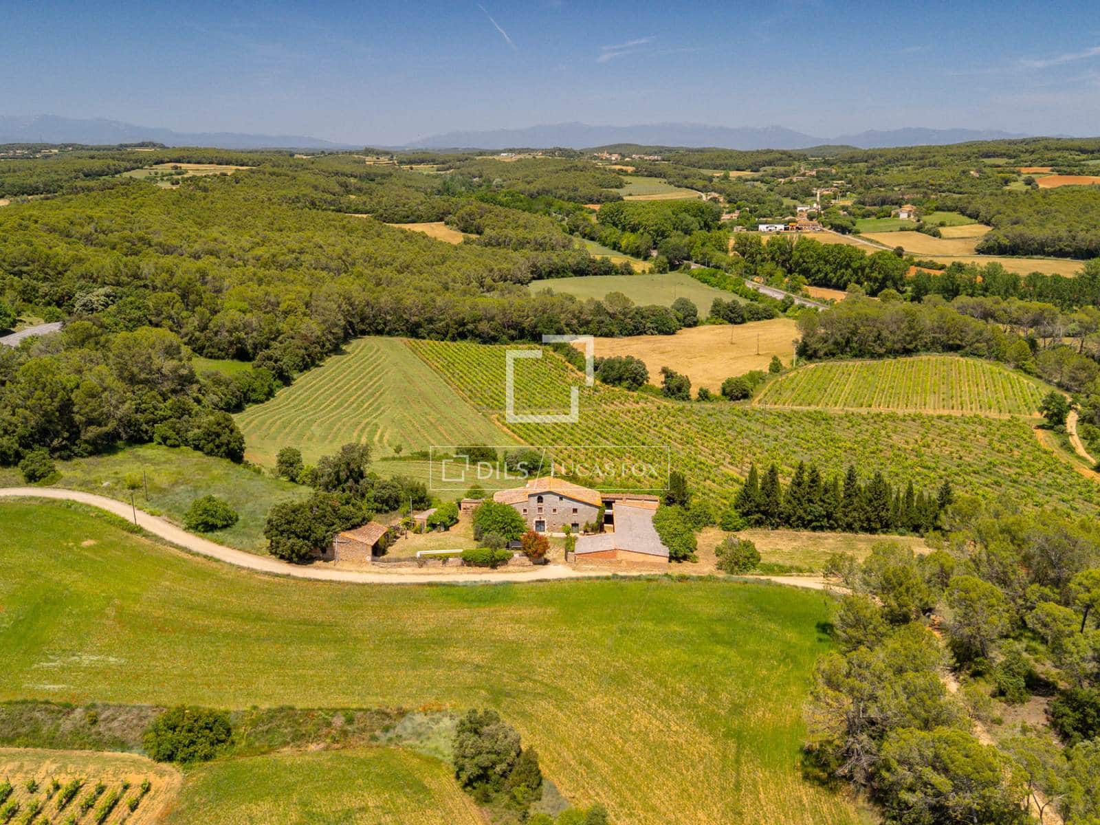 4 Zimmer Finca/Landgut zu verkaufen in Sant Jordi Desvalls mit Pool - 620.000 € (Ref: 10130940)