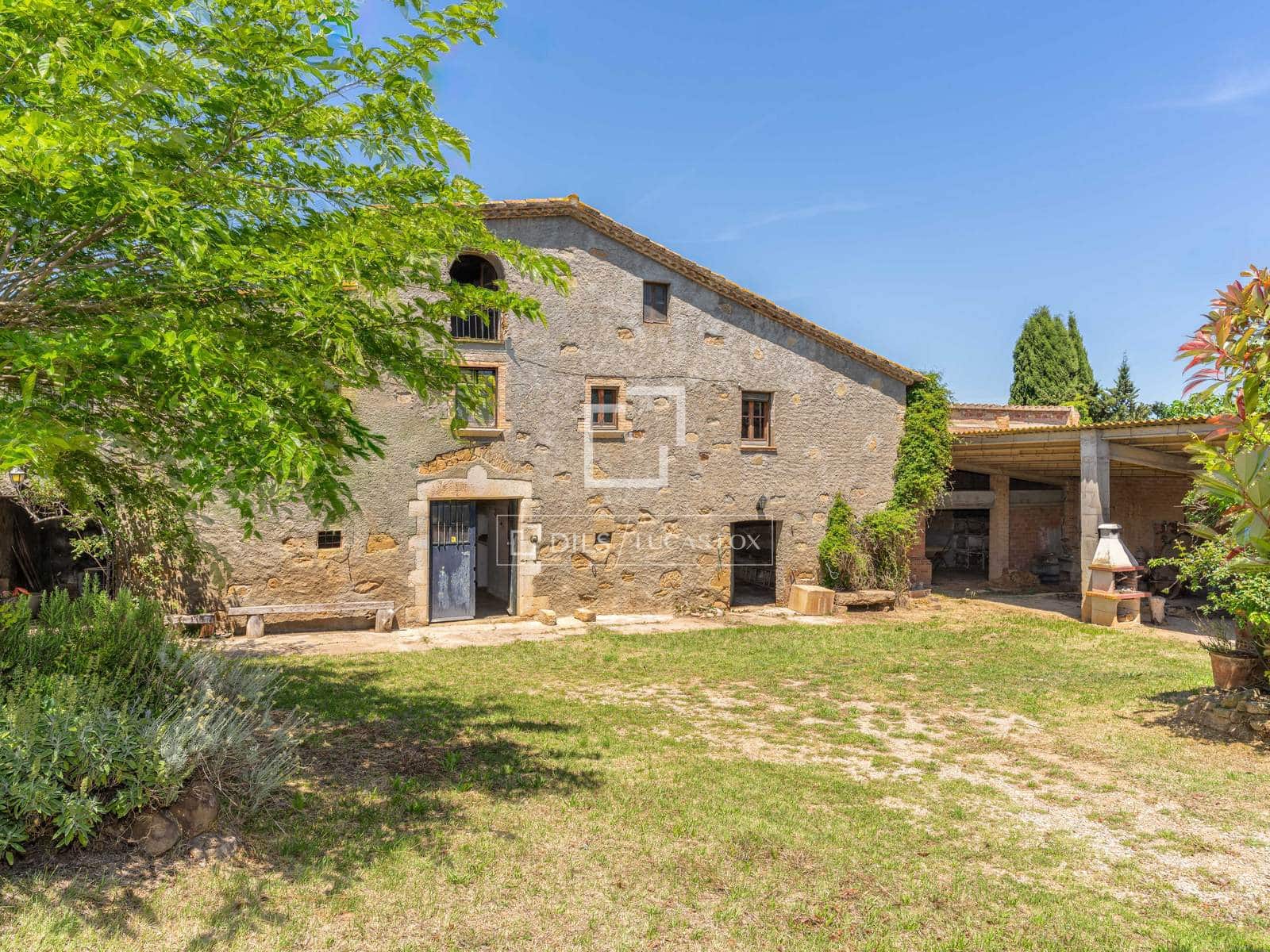 4 Zimmer Finca/Landgut zu verkaufen in Sant Jordi Desvalls mit Pool - 620.000 € (Ref: 10130940)