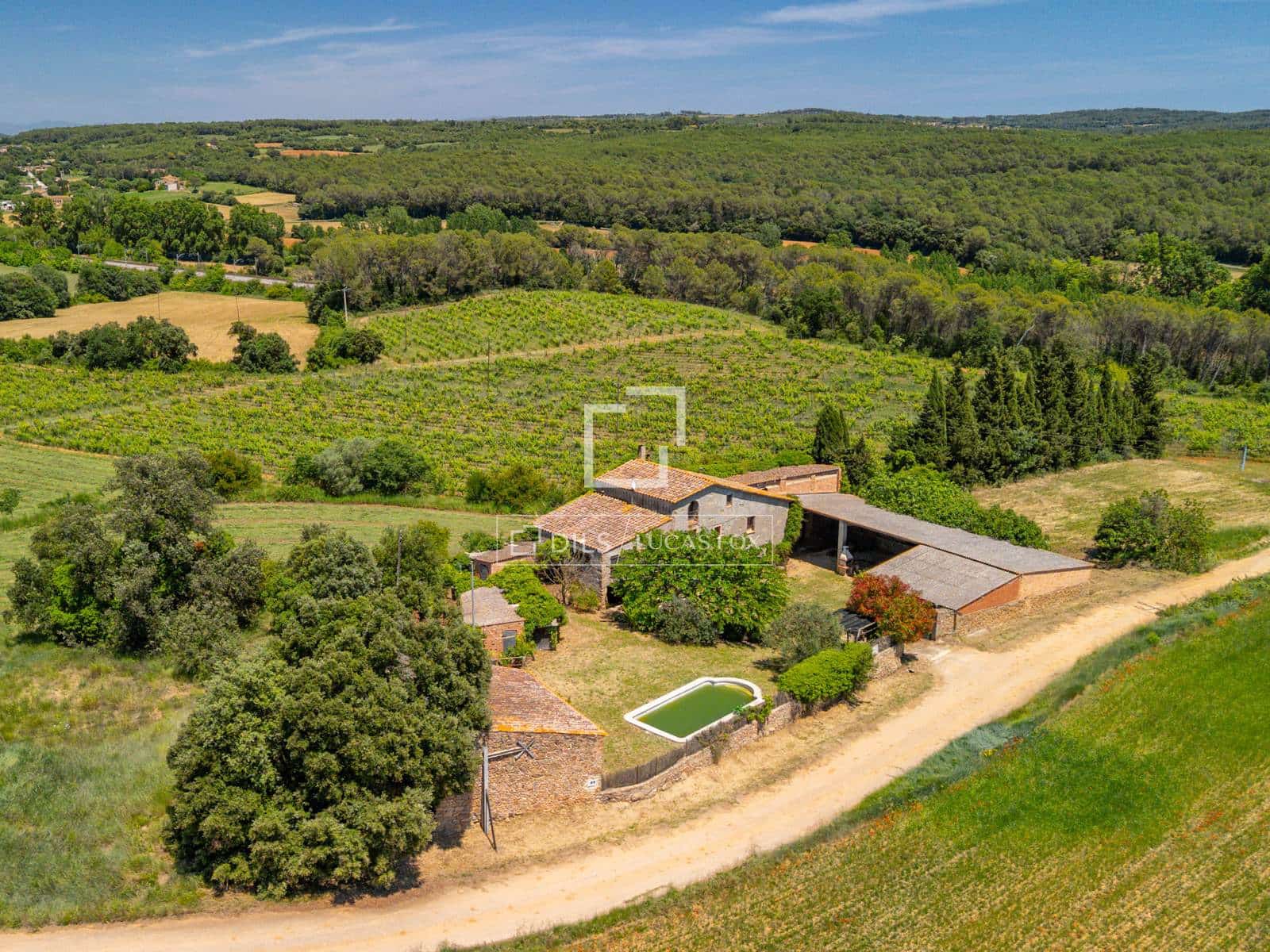 4 Zimmer Finca/Landgut zu verkaufen in Sant Jordi Desvalls mit Pool - 620.000 € (Ref: 10130940)